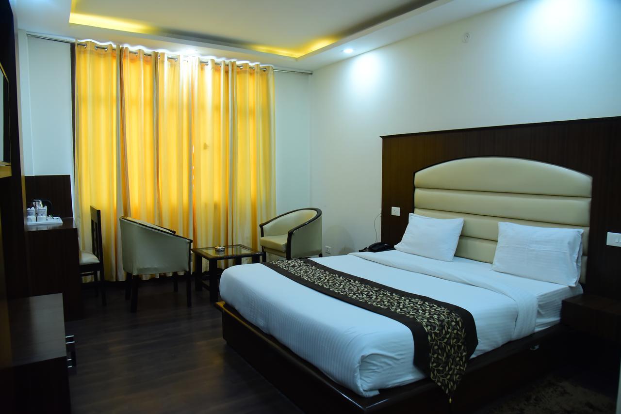 Hotel Castle View Roorkee Extérieur photo