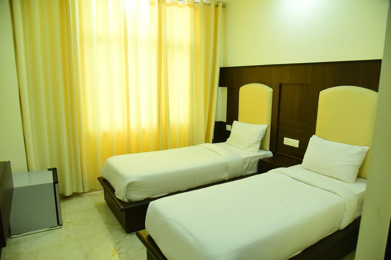Hotel Castle View Roorkee Extérieur photo